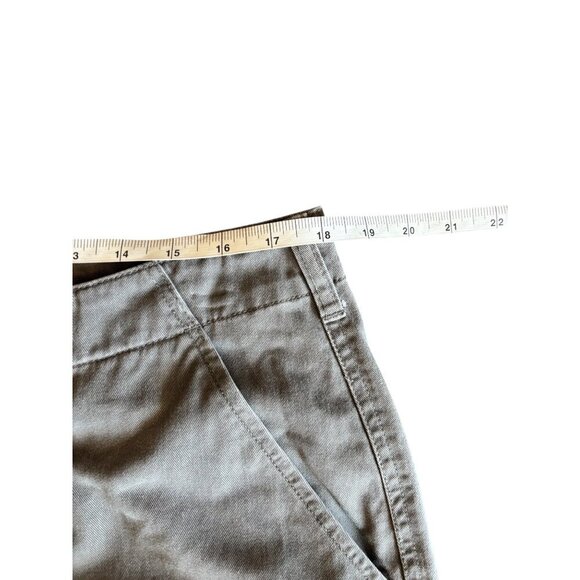 Cabela's Casuals Men's Aged Khaki Charcoal Pants - Picture 4 of 7